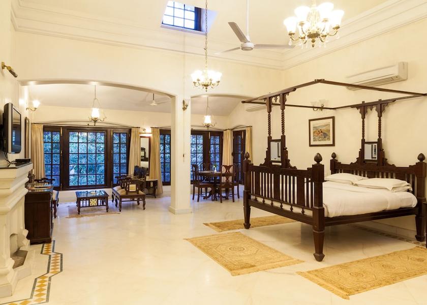 Madhya Pradesh Pachmarhi Room