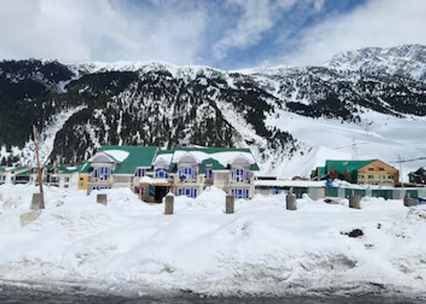 Jammu and Kashmir Sonamarg Hotel View