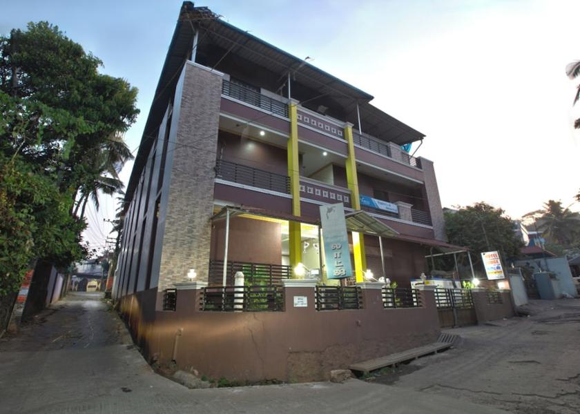 Tamil Nadu Kuzhittura Front of property - evening/night