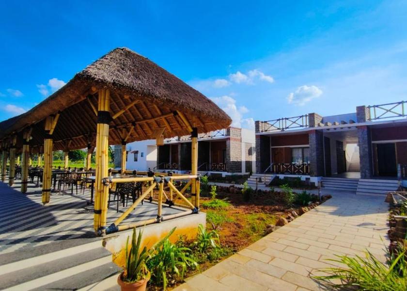 Karnataka Hampi Hotel Exterior