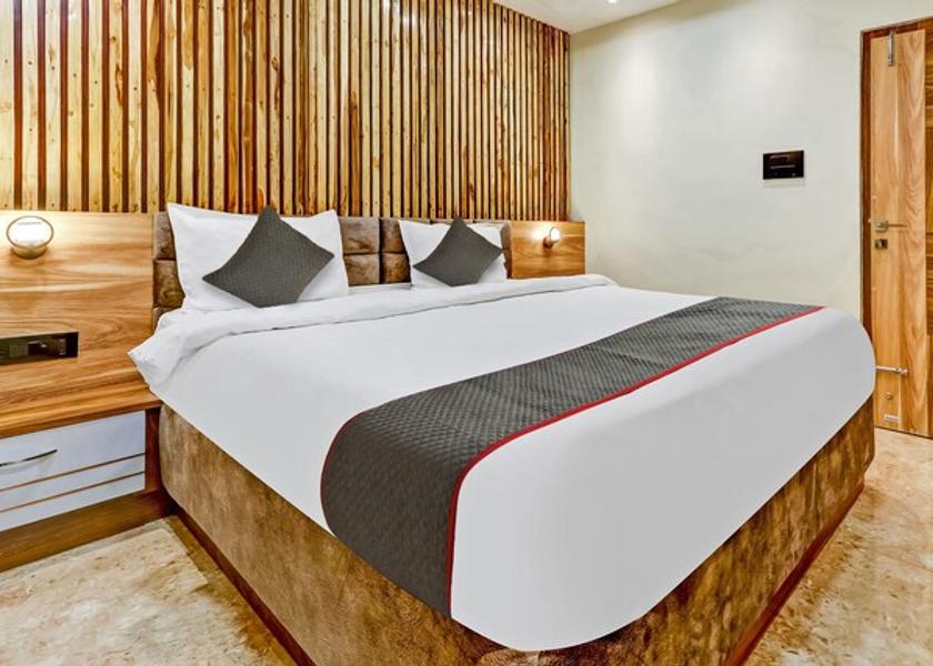Andhra Pradesh Visakhapatnam Royal Room - King Bed