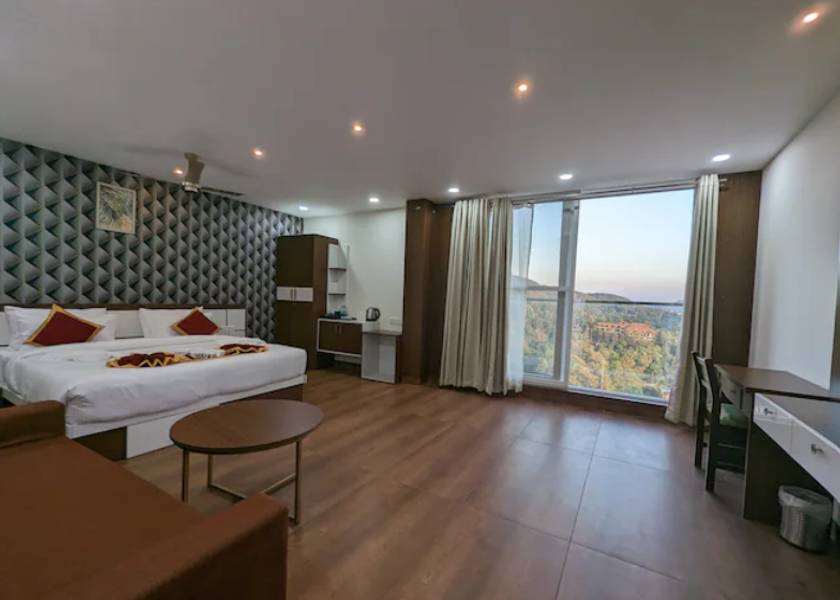 Karnataka Madikeri Suite Room