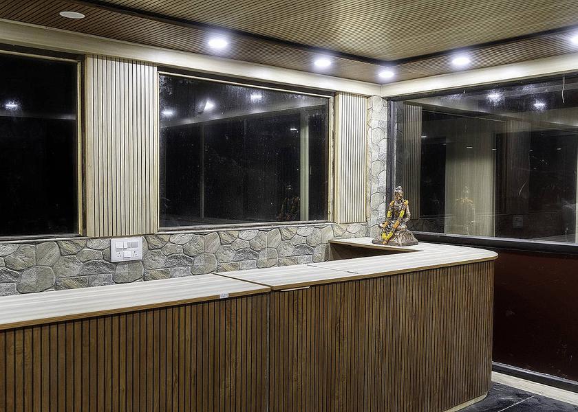 Uttarakhand Badrinath Public Areas