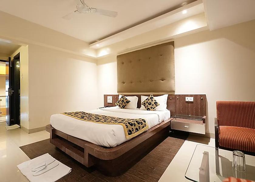Maharashtra Nanded Executive Room