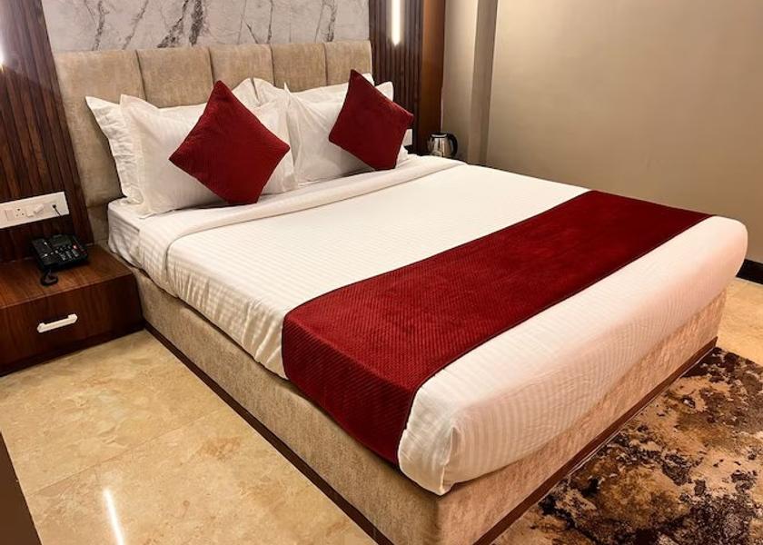 Madhya Pradesh Indore Deluxe Room 