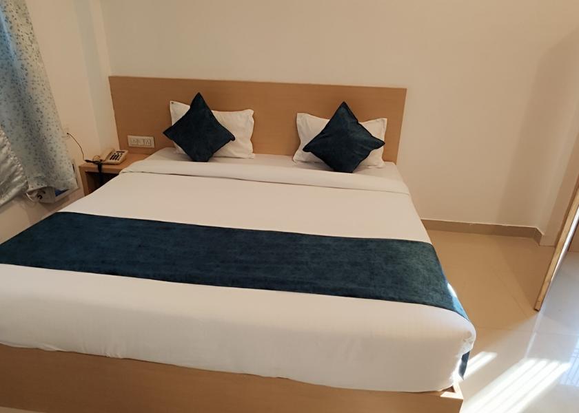 Uttar Pradesh Ayodhya Deluxe Room
