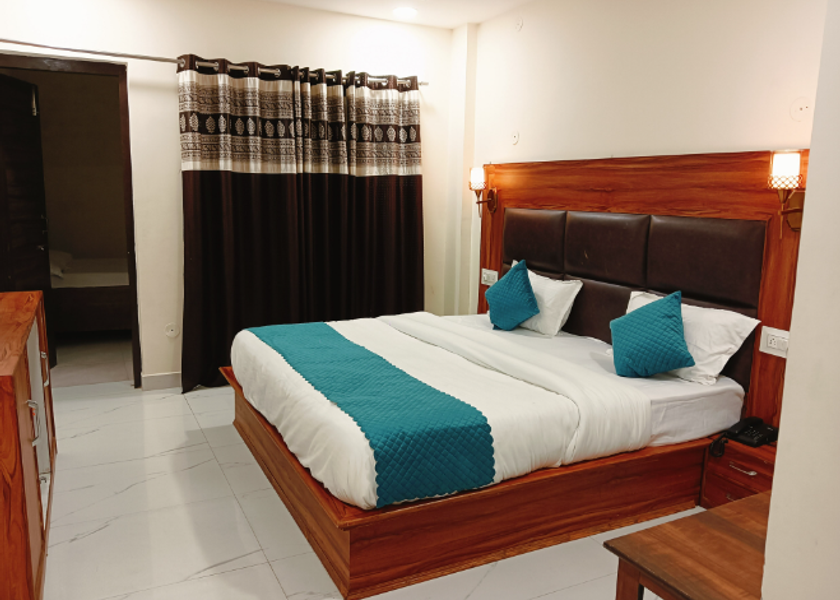 Himachal Pradesh Dalhousie Deluxe Room