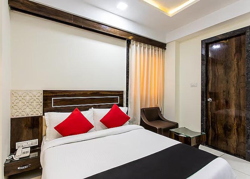 Madhya Pradesh Indore Deluxe Room 