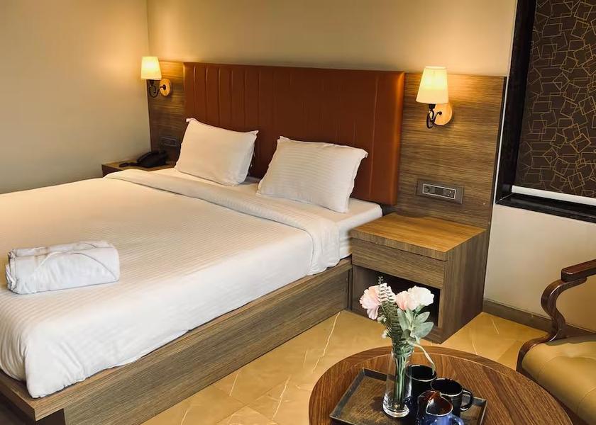 Maharashtra Panchgani Classic Room