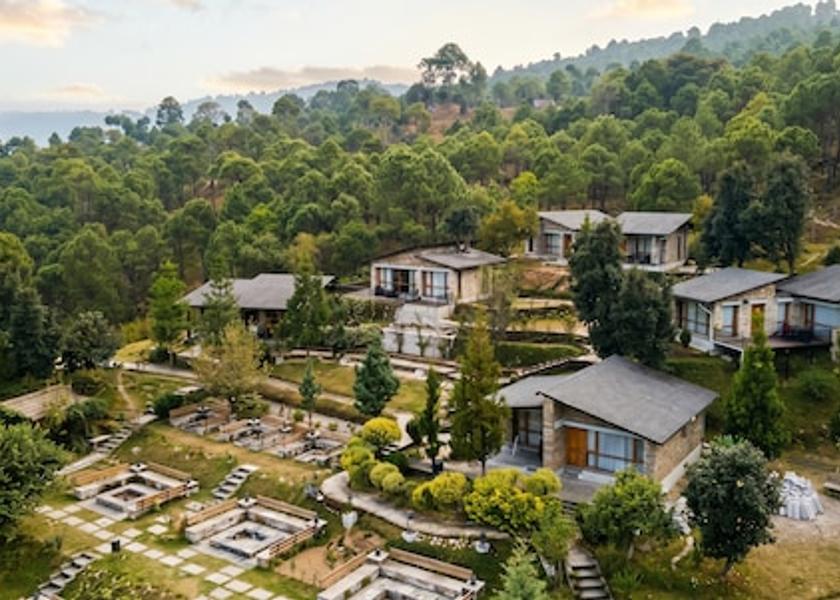 Uttarakhand Ranikhet Hotel Exterior