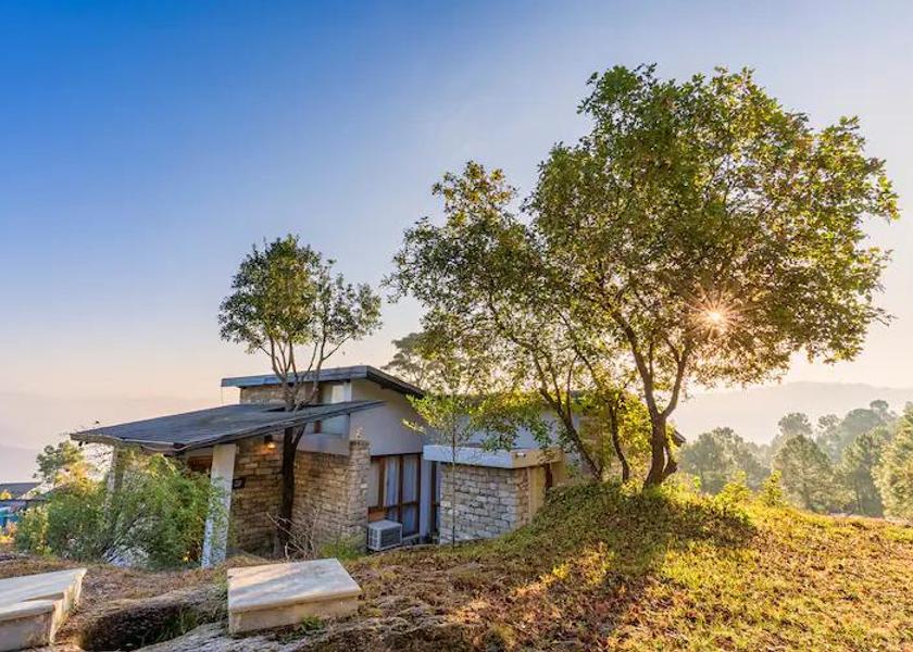 Uttarakhand Ranikhet Hotel Exterior