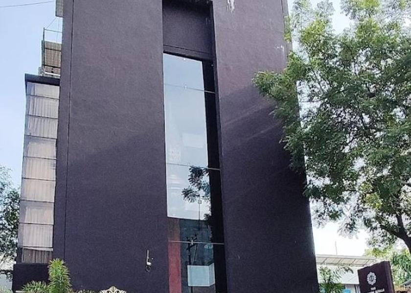 Maharashtra Wardha Hotel Exterior