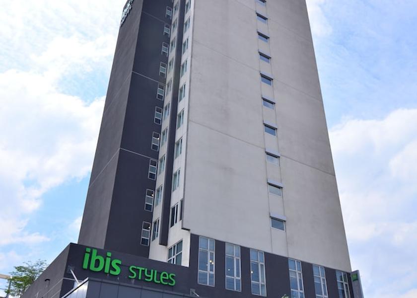 Selangor Batu Caves Front of property