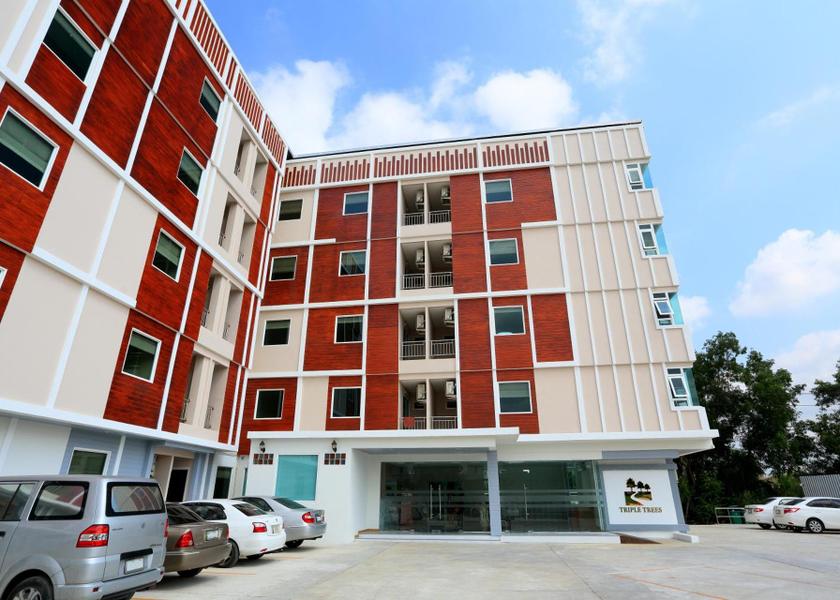  Lam Luk Ka Exterior view
