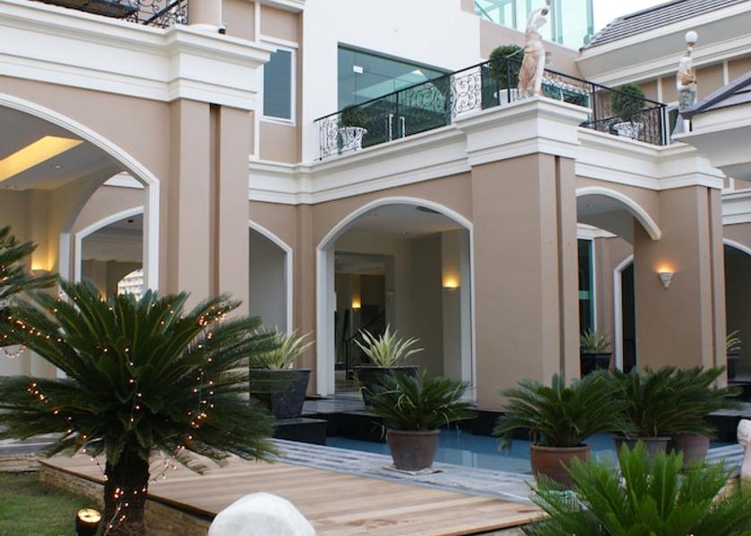 Chonburi Province Pattaya Front of property