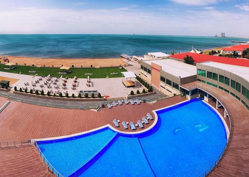  Baku Front of property