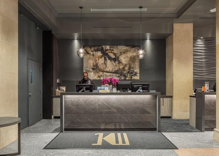 Ontario Toronto Concierge desk