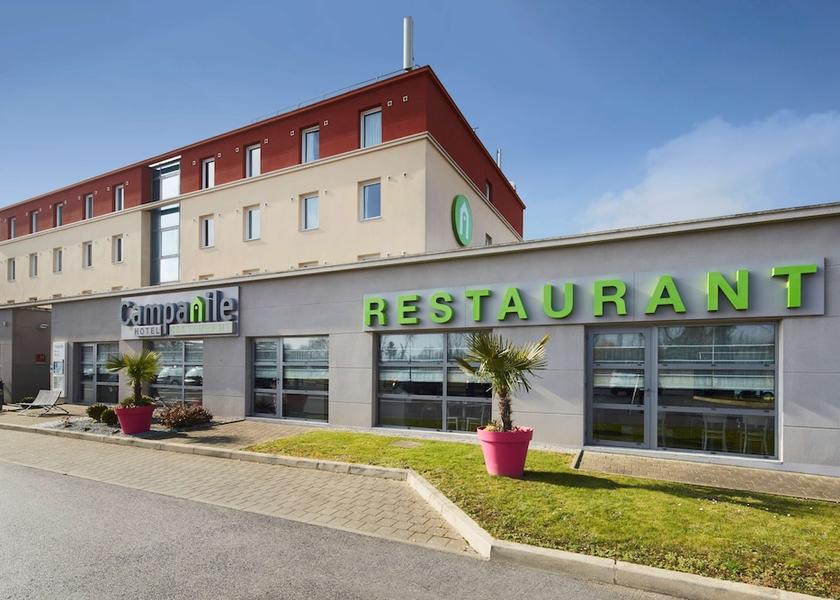 Île-de-France Le Mesnil-Amelot Exterior