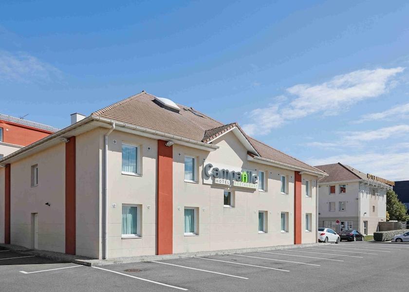 Île-de-France Le Mesnil-Amelot Exterior