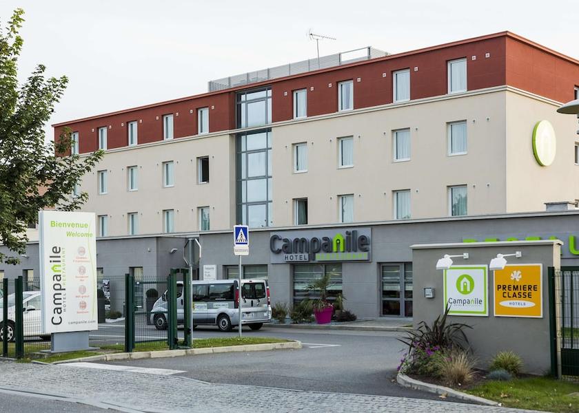 Île-de-France Le Mesnil-Amelot Exterior