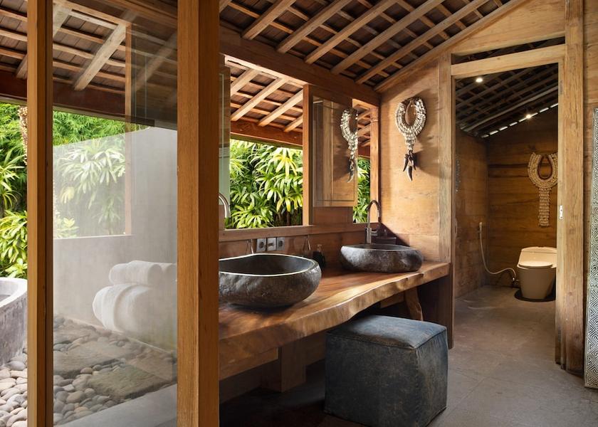 Bali Kerobokan Bathroom