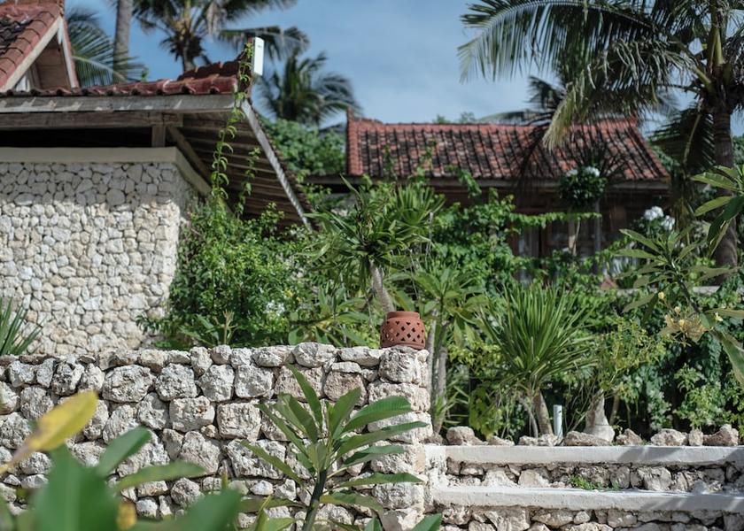 Bali Penida Island Exterior