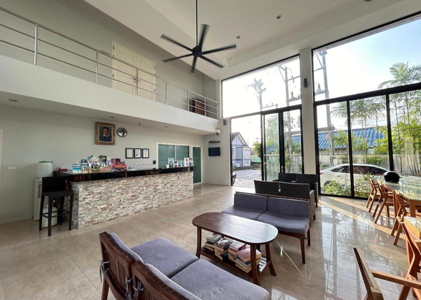 Phuket Province Kamala Shared lounge/TV area