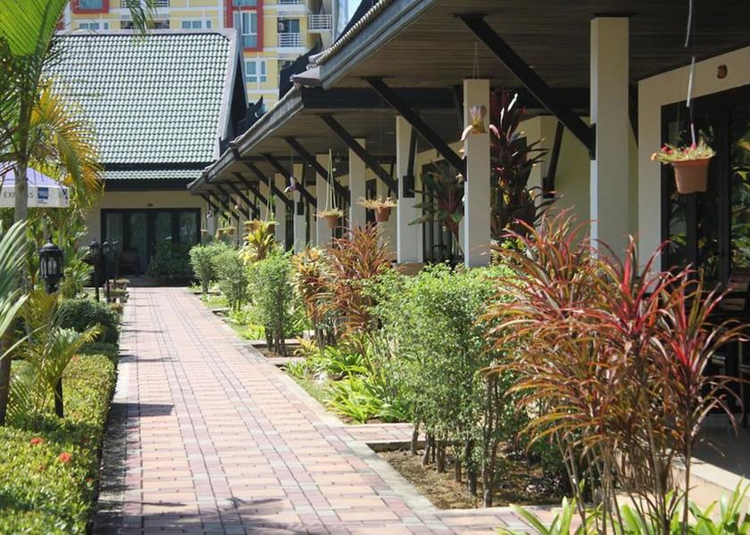 Phuket Province Sa Khu Property grounds