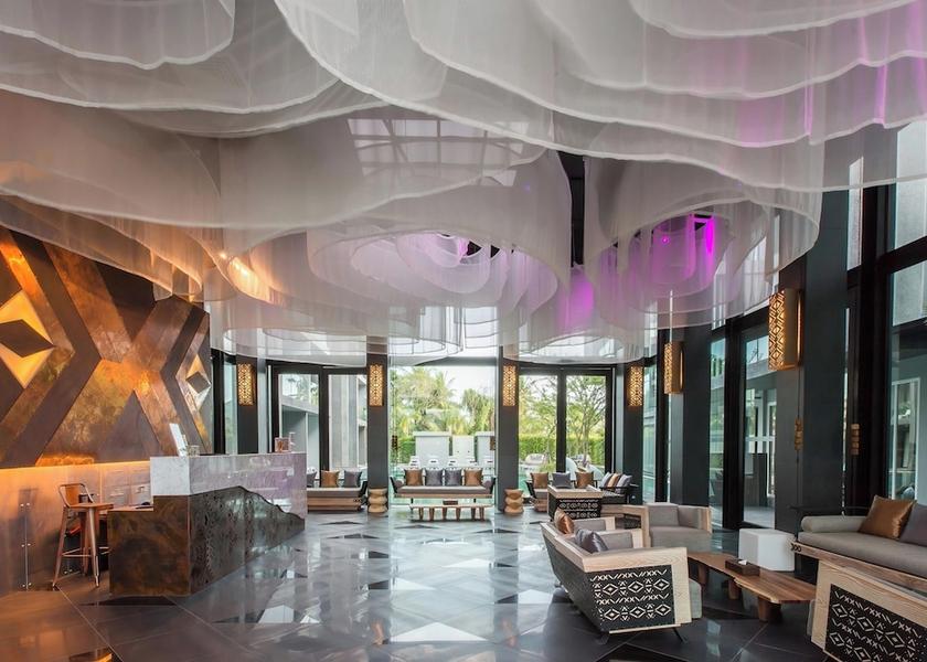 Phuket Province Sa Khu Lobby