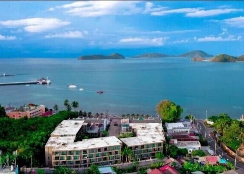 Phuket Province Wichit Front of property