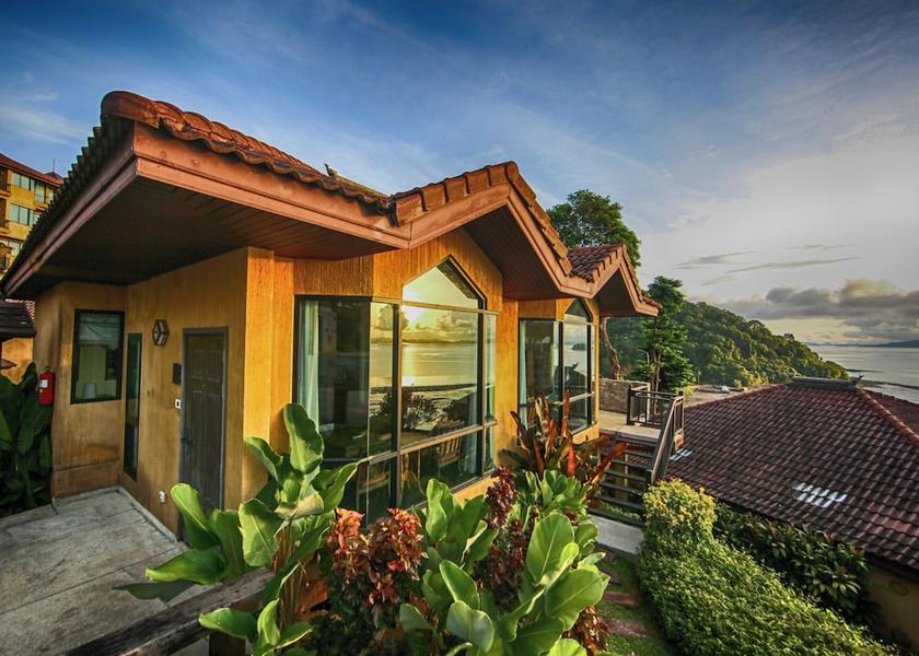 Phuket Province Pa Klok Room