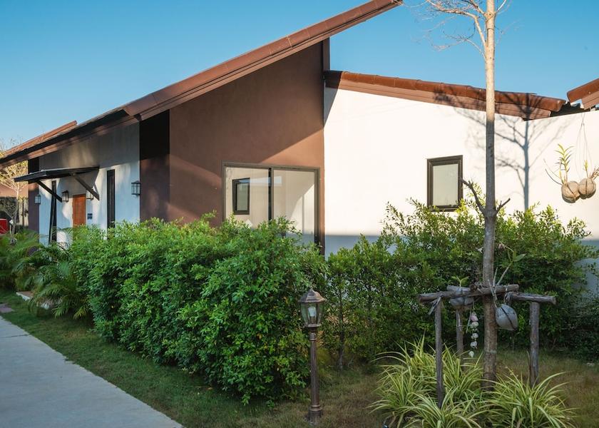 Phuket Province Rawai Front of property