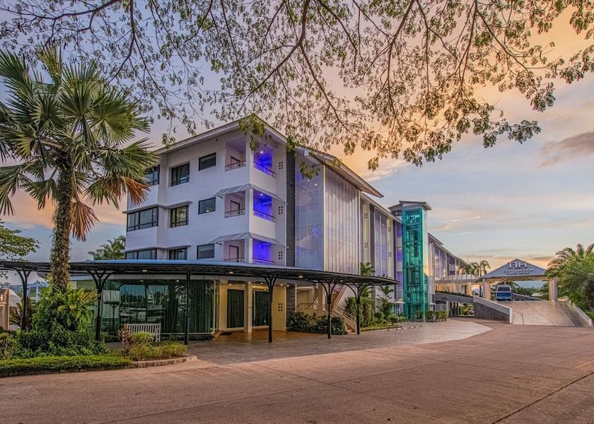 Phuket Province Ko Kaeo Exterior