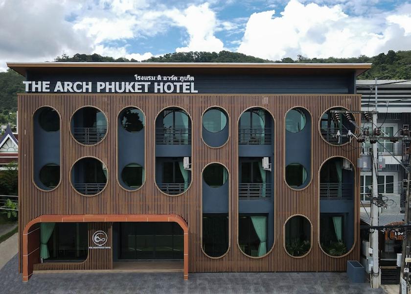 Phuket Province Ratsada Exterior