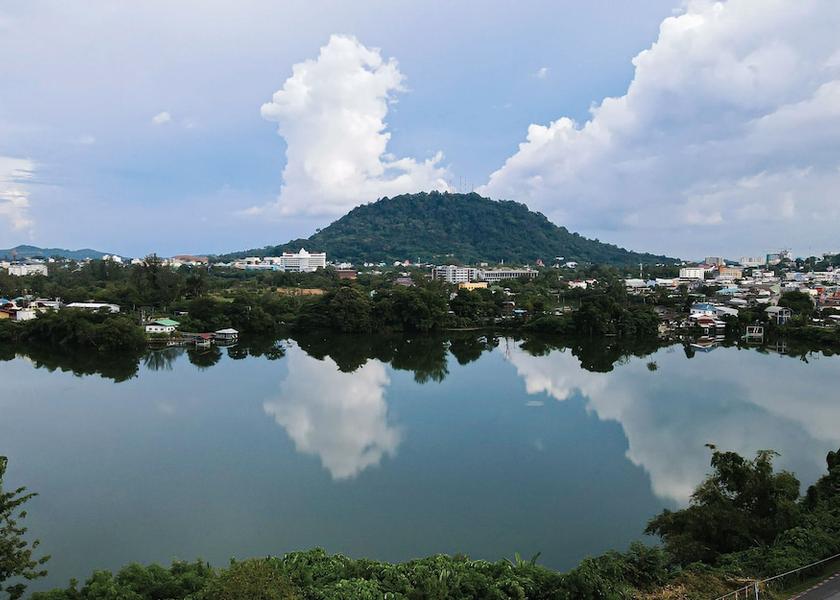 Phuket Province Ratsada Room
