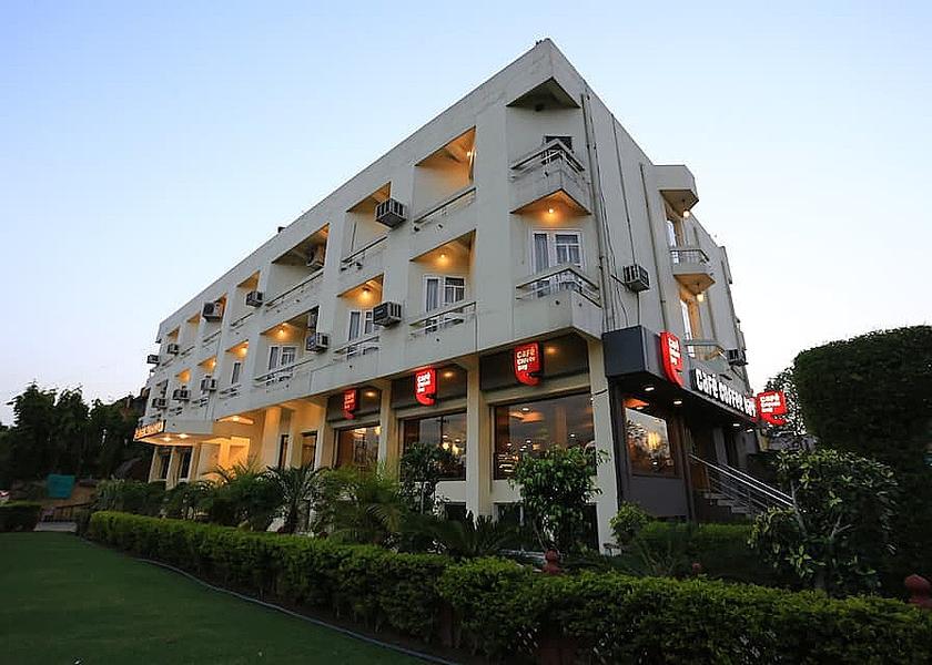 Rajasthan Jaipur Hotel Exterior