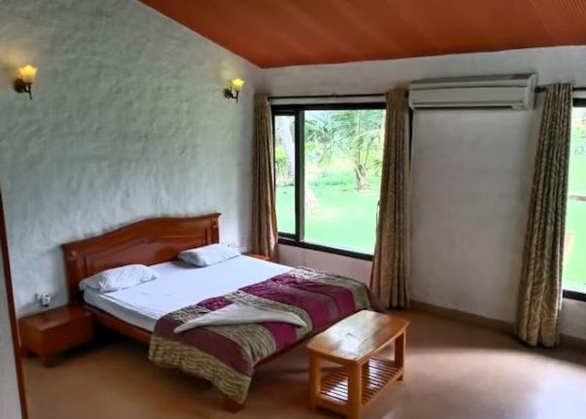 Karnataka Mandya Deluxe Room