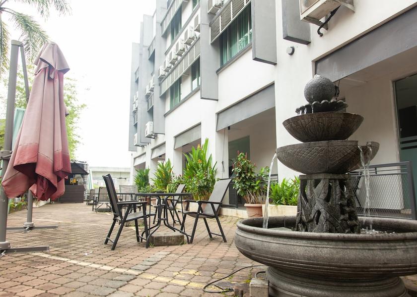 Selangor Seri Kembangan Room