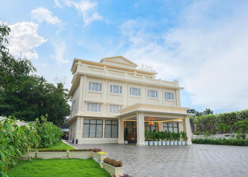 Kerala Neyyattinkara Hotel Exterior