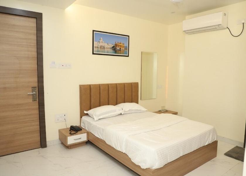 Maharashtra Parbhani Deluxe Room