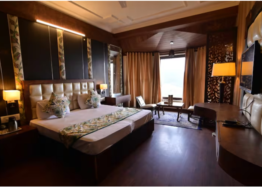 Himachal Pradesh Khajjiar Classic Room