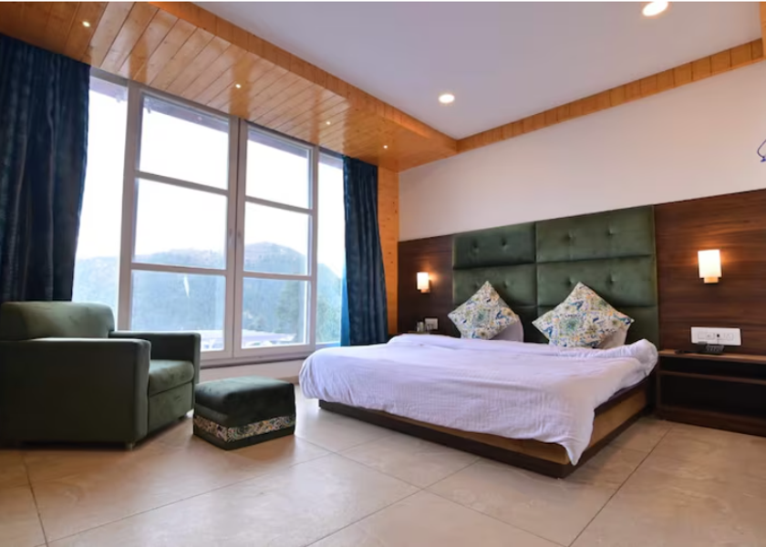 Himachal Pradesh Khajjiar Royal Classic Room