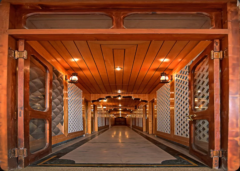 Himachal Pradesh Khajjiar Public Areas