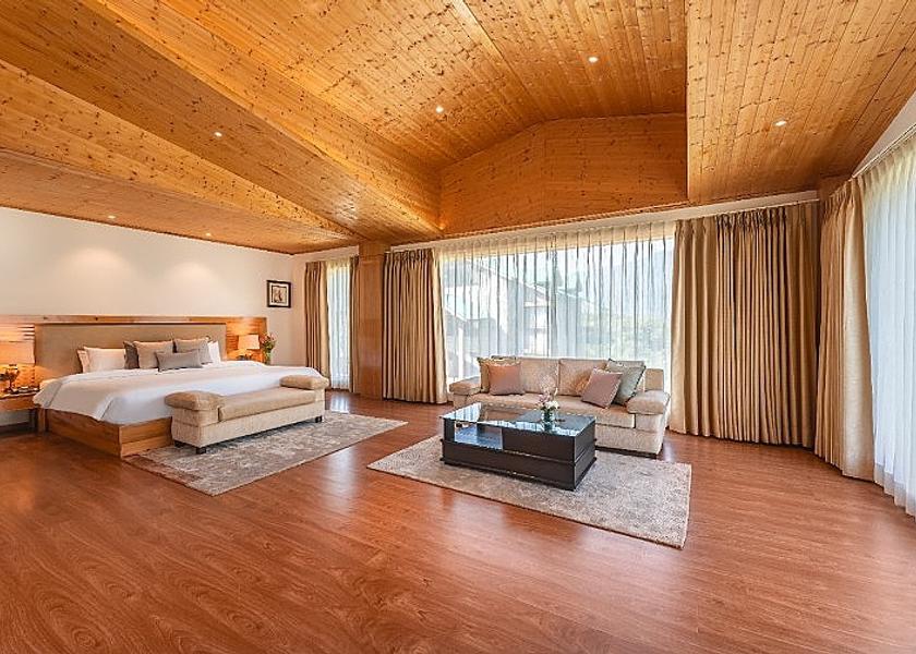 Himachal Pradesh Manali Baragarh Suite