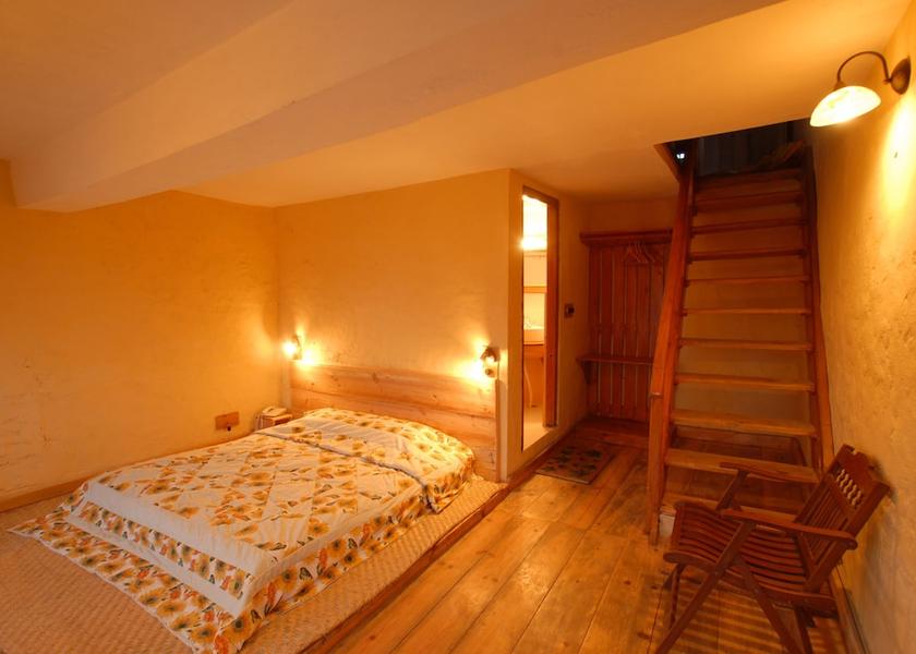 Uttarakhand Kausani Super Deluxe Room
