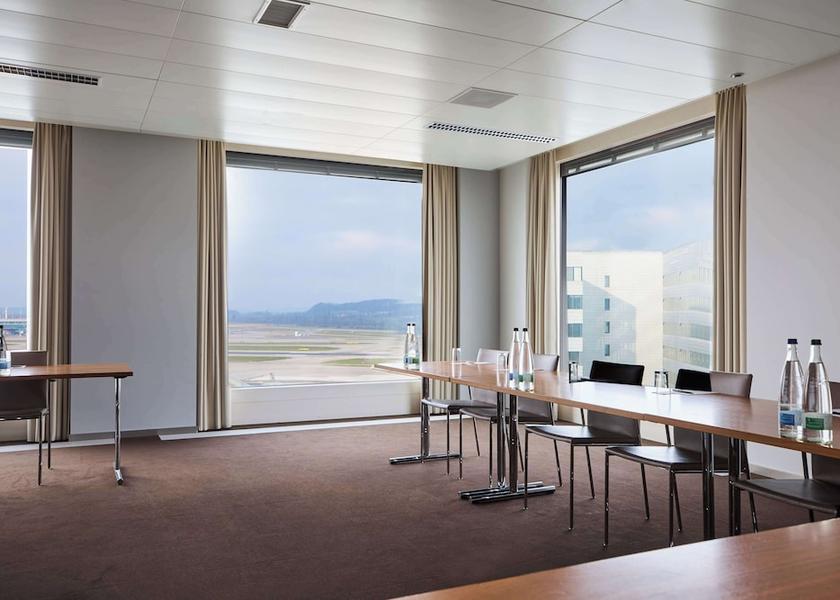 Canton of Zürich Kloten Meeting facility