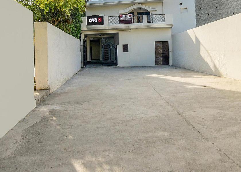 Haryana Faridabad Entrance