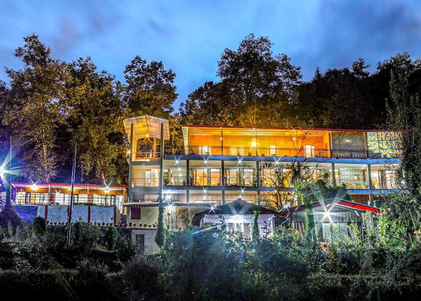 Uttarakhand Kausani Hotel View