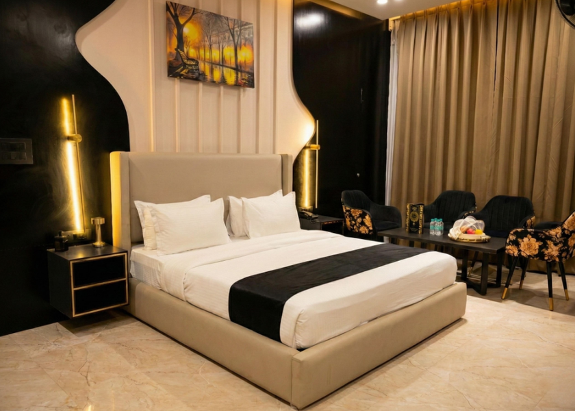 Uttar Pradesh Noida Aquila Regal Suite