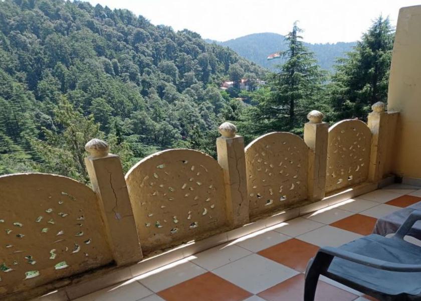 Himachal Pradesh Dalhousie Super Deluxe Room